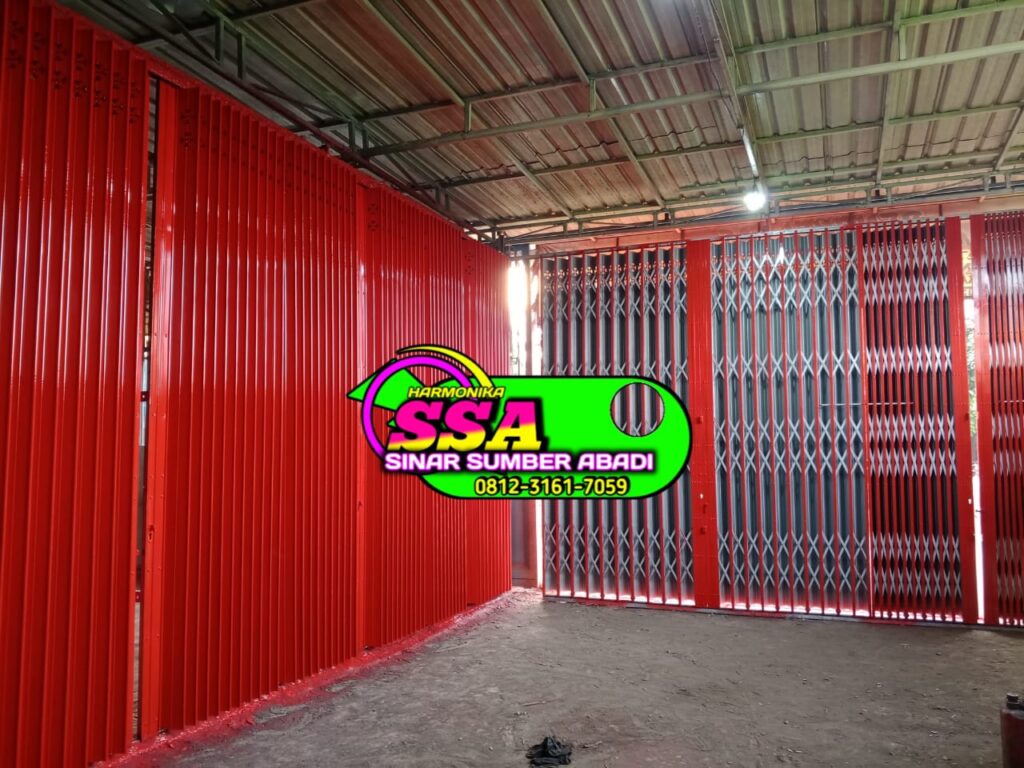 pintu harmonika